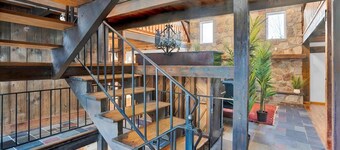 **Poconos Cave Indoor Heated Pool/Private Pond**