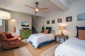 Huis, Meerdere bedden, open haard, uitzicht op tuin (Chic Casita) | 2 slaapkamers, individueel gedecoreerd, individueel gemeubileerd