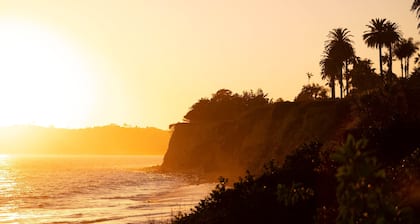 Chic Casita - Walk to Beach