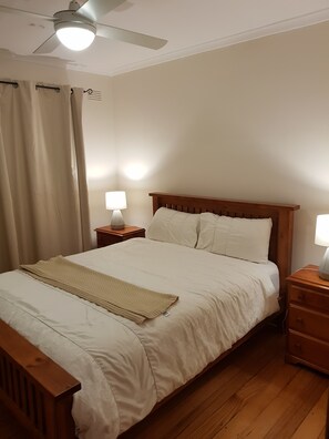 3 Schlafzimmer, Bügeleisen/Bügelbrett, kostenloses WLAN, Bettwäsche