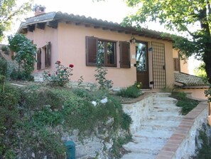 Exterior - La Quercia di Mamie - House with Private Pool in Spoleto (spoleto)