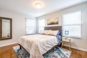 4 bedrooms, desk, iron/ironing board, travel cot