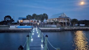 Exterior - Sunset Retreat - 2 Bedroom, 2 Bath Bayfront home with private pool & Hot Tub (Saint George Island)