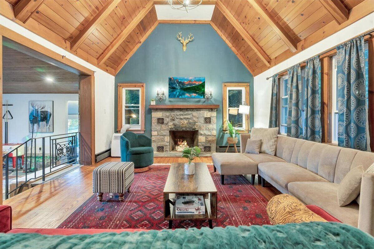 智能電視、乒乓球設施