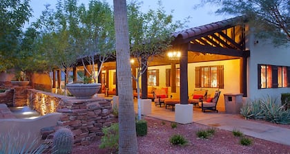 One Bedroom Junior, Luxury Condo, Peoria, Arizona (2629972)