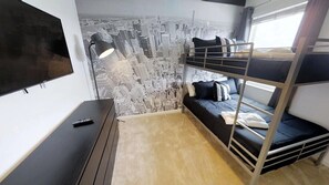 6 bedrooms, iron/ironing board, travel crib, free WiFi