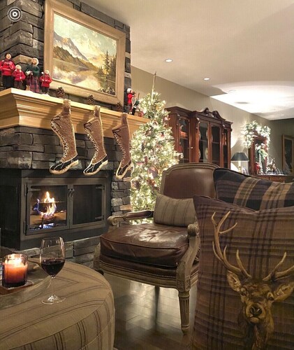 Beautiful Sun Valley - Elkhorn Townhome. 3 Bedroom, 3.5 Baths, Private Hot Tub.