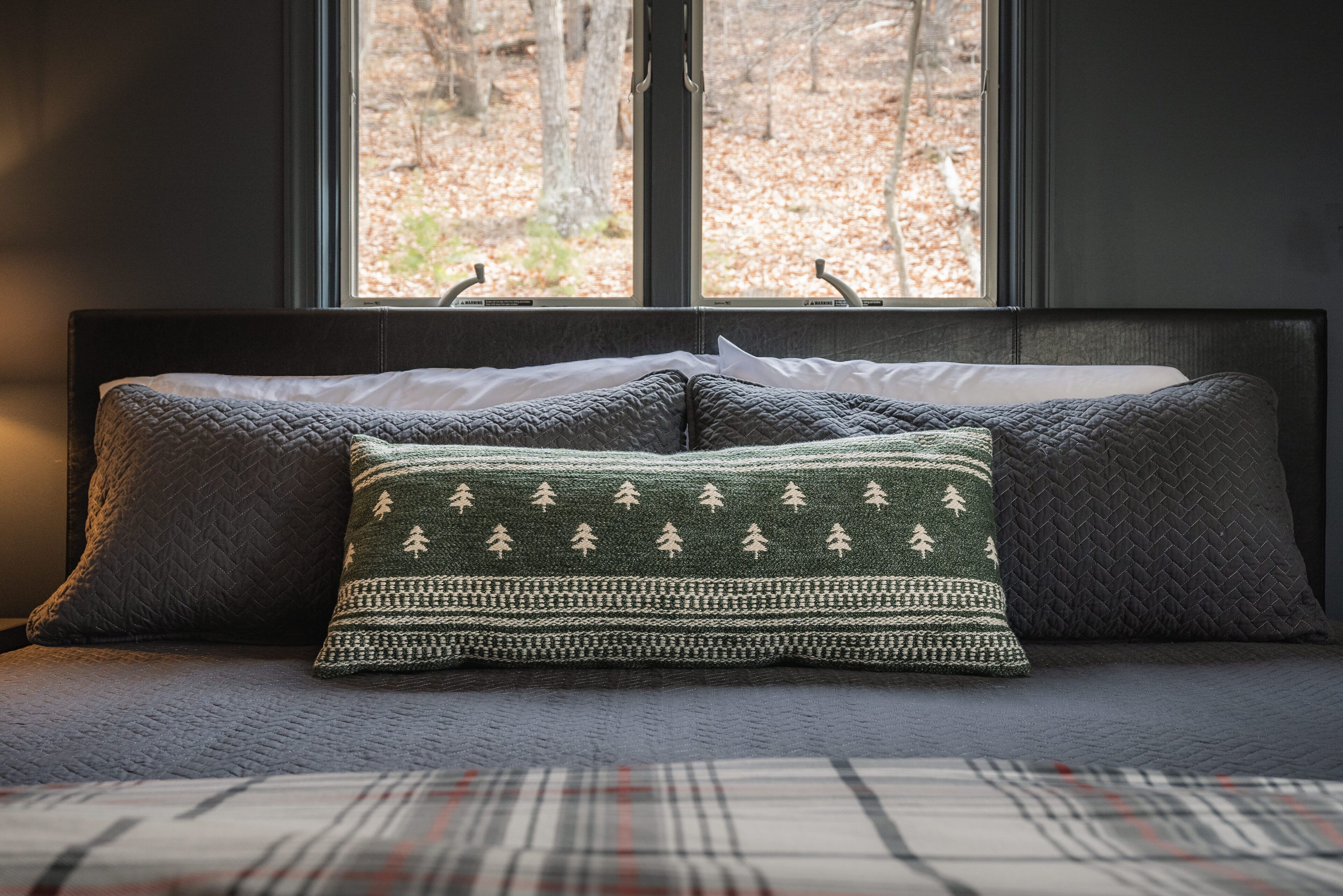 6 chambres, fer et planche à repasser, lit parapluie, Wi-Fi gratuit