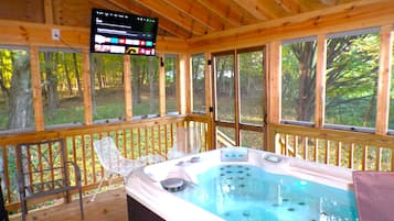 Bain à remous intérieur