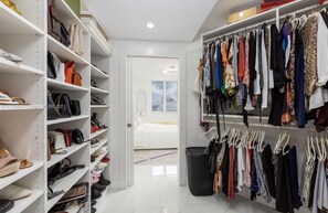 2 bedrooms, WiFi - New Modern Condo In Heart Of Brickell (Miami)