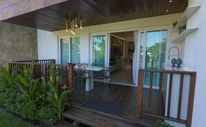 Outdoor dining - MERIDIONAL FLAT CARNEIROS  (Tamandare)