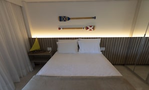 4 室のベッドルーム、WiFi (無料)、ベッドシーツ