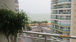 Property grounds - 2 Bedroom Apartment with Sea View in Itapoã (ES)