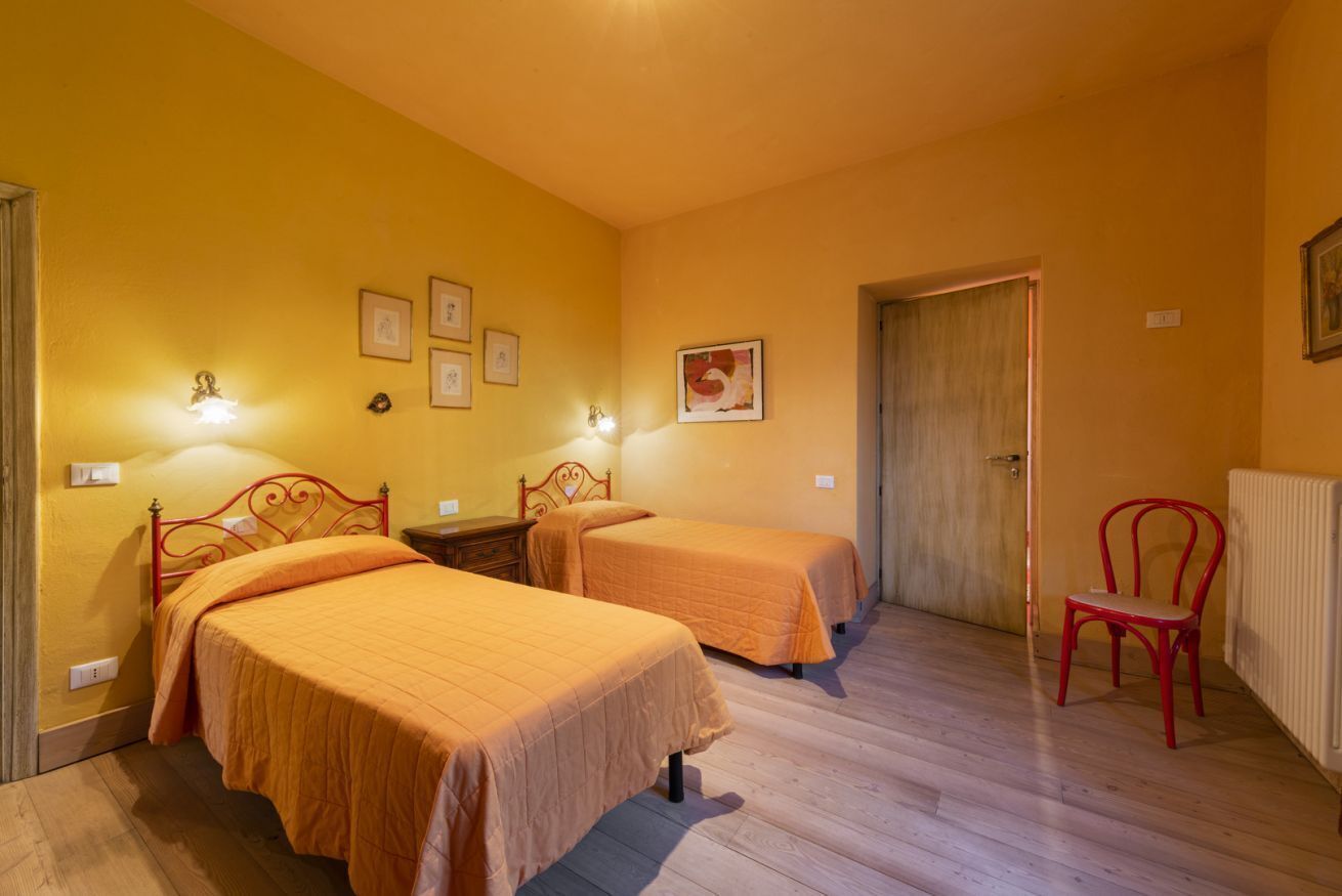 4 slaapkamers, een strijkplank/strijkijzer, wifi, beddengoed