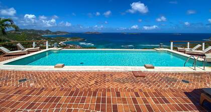 Villa Chanticleer | Ocean View - Located in Wonderful Lorient Beach with Private Pool