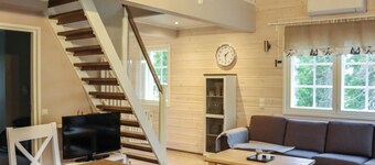 Isohukka by Interhome