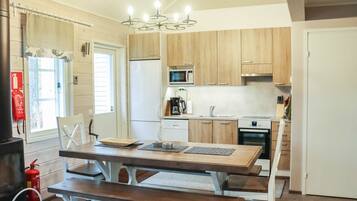 Réfrigérateur, micro-ondes, lave-vaisselle