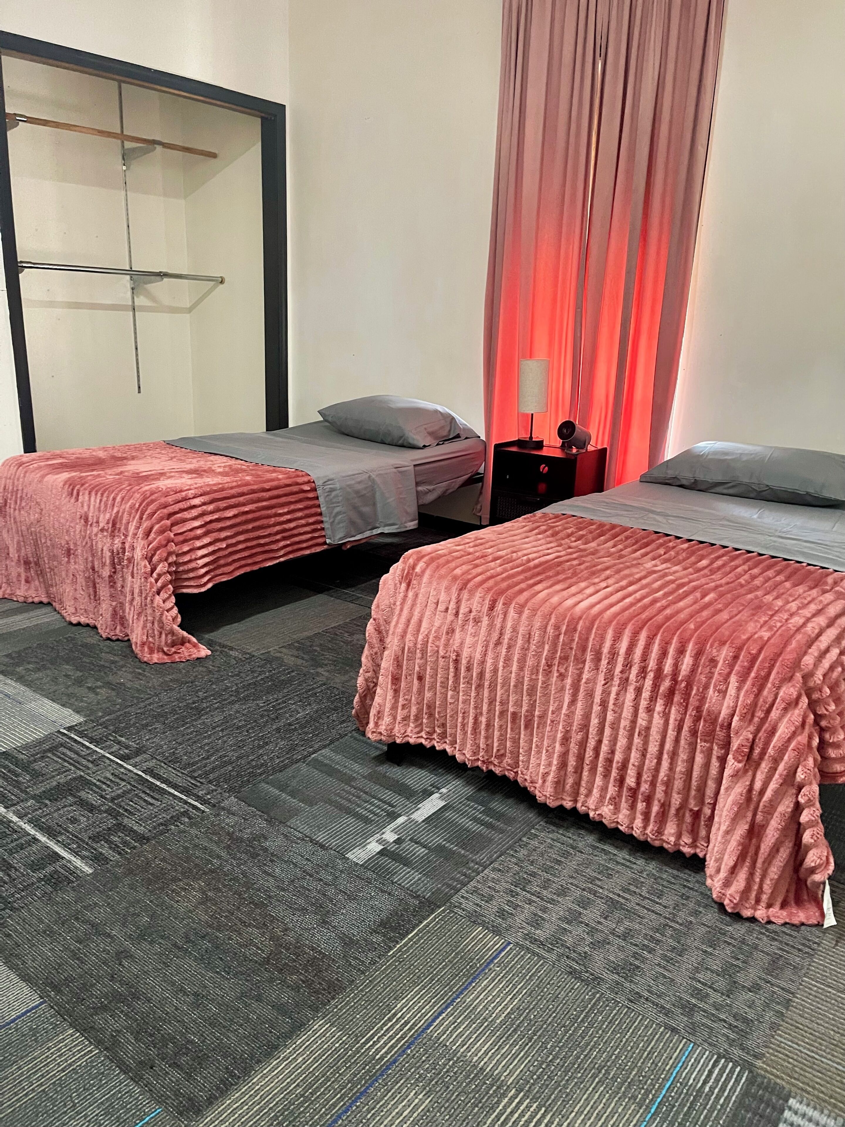 Deluxe Apartment, 3 Bedrooms, Park View | 3 bedrooms, individually decorated, desk, laptop workspace