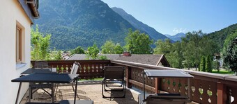 Apartment 'Ferienwohnung Lapislazuli' with Mountain View, Private Terrace and Wi-Fi