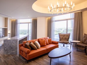 特級套房, 1 間臥室 | 客廳 | 40 吋平面電視連數碼電視頻道、電視