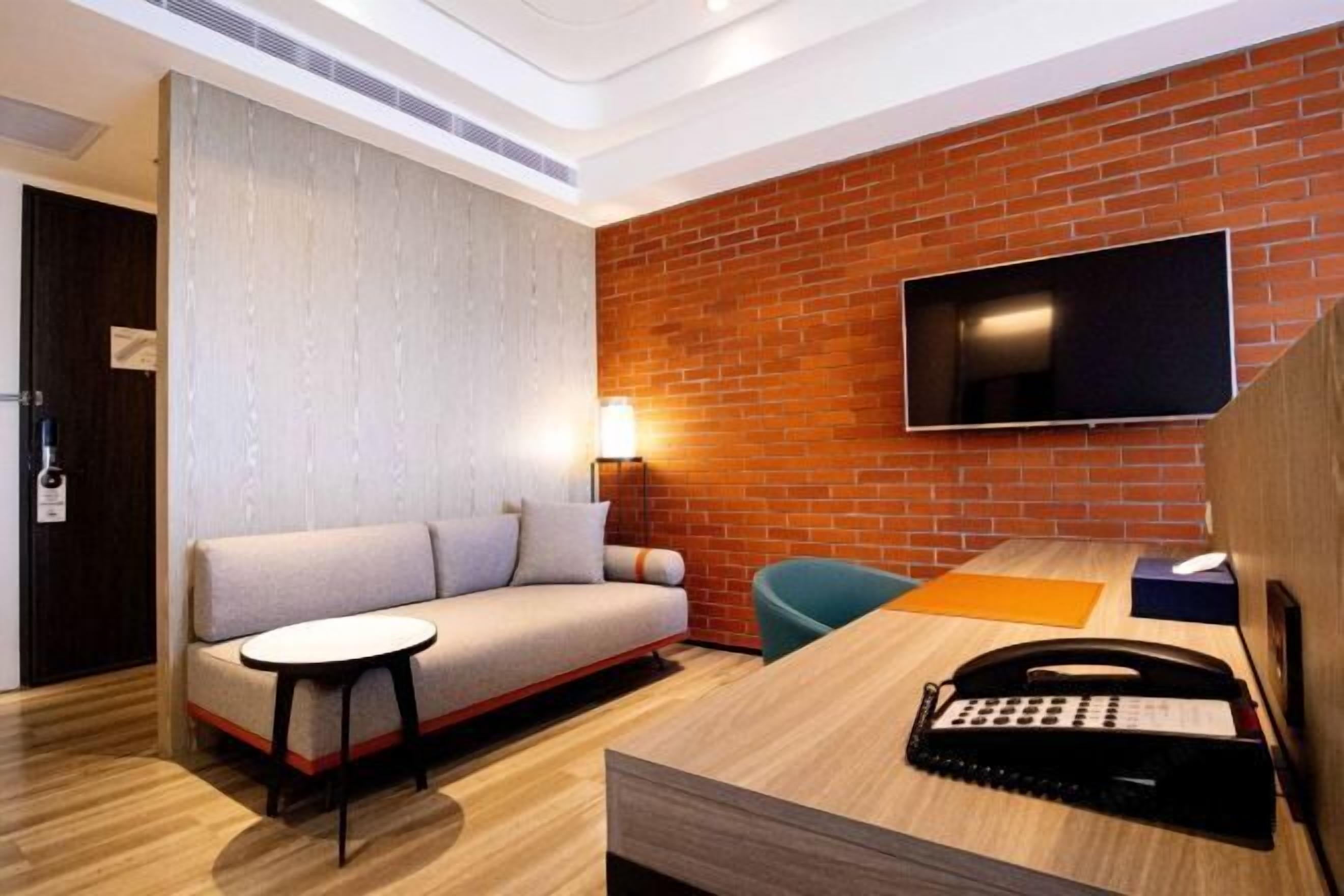 Zona de estar | Televisión de pantalla plana de 40 pulgadas con canales digitales