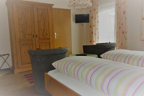 1 bedroom, Internet, bed sheets