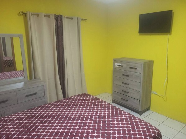 1 soverom, strykejern/-brett, wi-fi og sengetøy