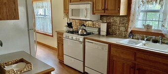4 bedrooms, 2 bathrooms and a three-season playroom,  Second-floor Unit.