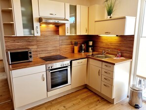 Fridge, microwave, oven, dishwasher - Apartment Starfish 2 (Graal-Müritz)