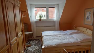 1 Schlafzimmer, Reisekinderbett, WLAN, Bettwäsche