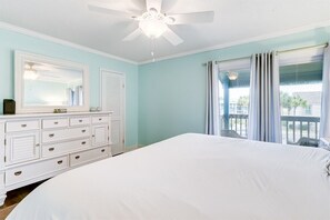 2 chambres, bureau, Wi-Fi, literie fournie