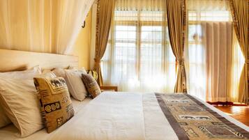 Free WiFi, bed sheets