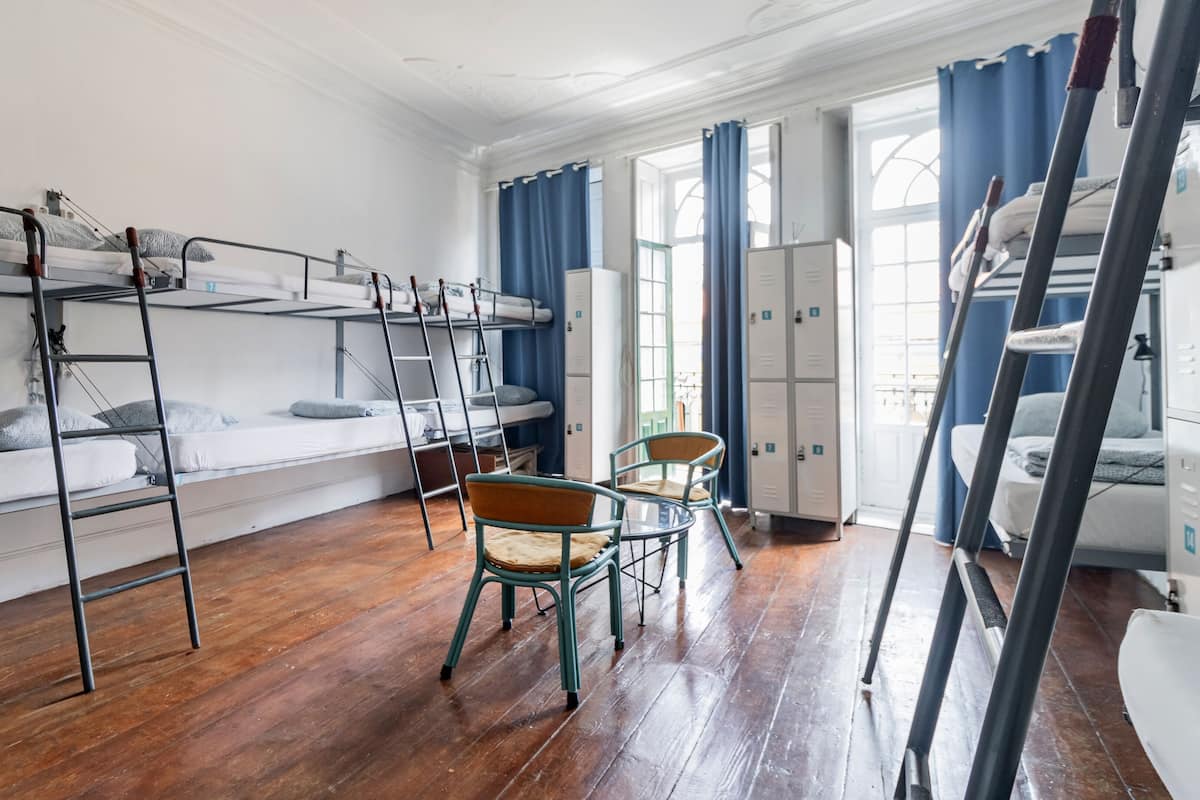 Standaard slaapzaal, gemengde slaapzaal (12 PAX) | 1 slaapkamer, individueel gedecoreerd, gratis wifi, beddengoed