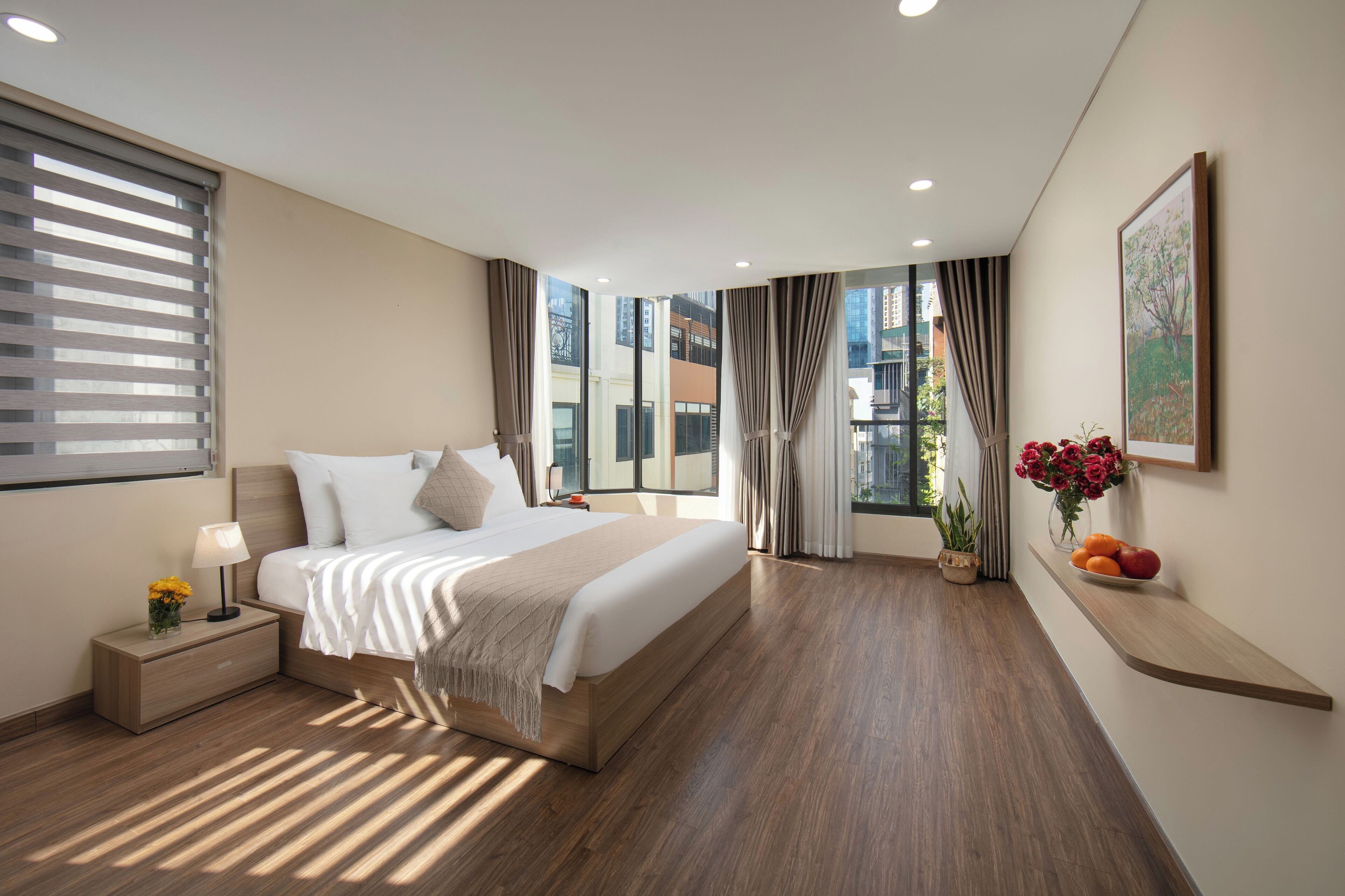 Apartment, 1 Bedroom, Balcony | Desk, soundproofing, iron/ironing board, free WiFi