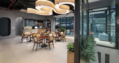 HB Serviced Apartment - Lac Long Quan