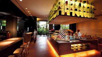 Daily buffet breakfast for a fee