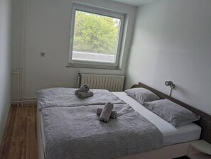 3 室のベッドルーム、WiFi