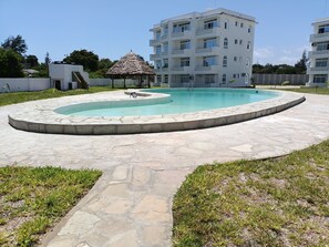 Apartment | Pool - 1-bedroom Apartment With Pool View, Beach Experien (Malindi)