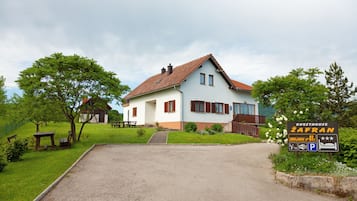 Apartment (Two Bedroom Apartment) | Exterior