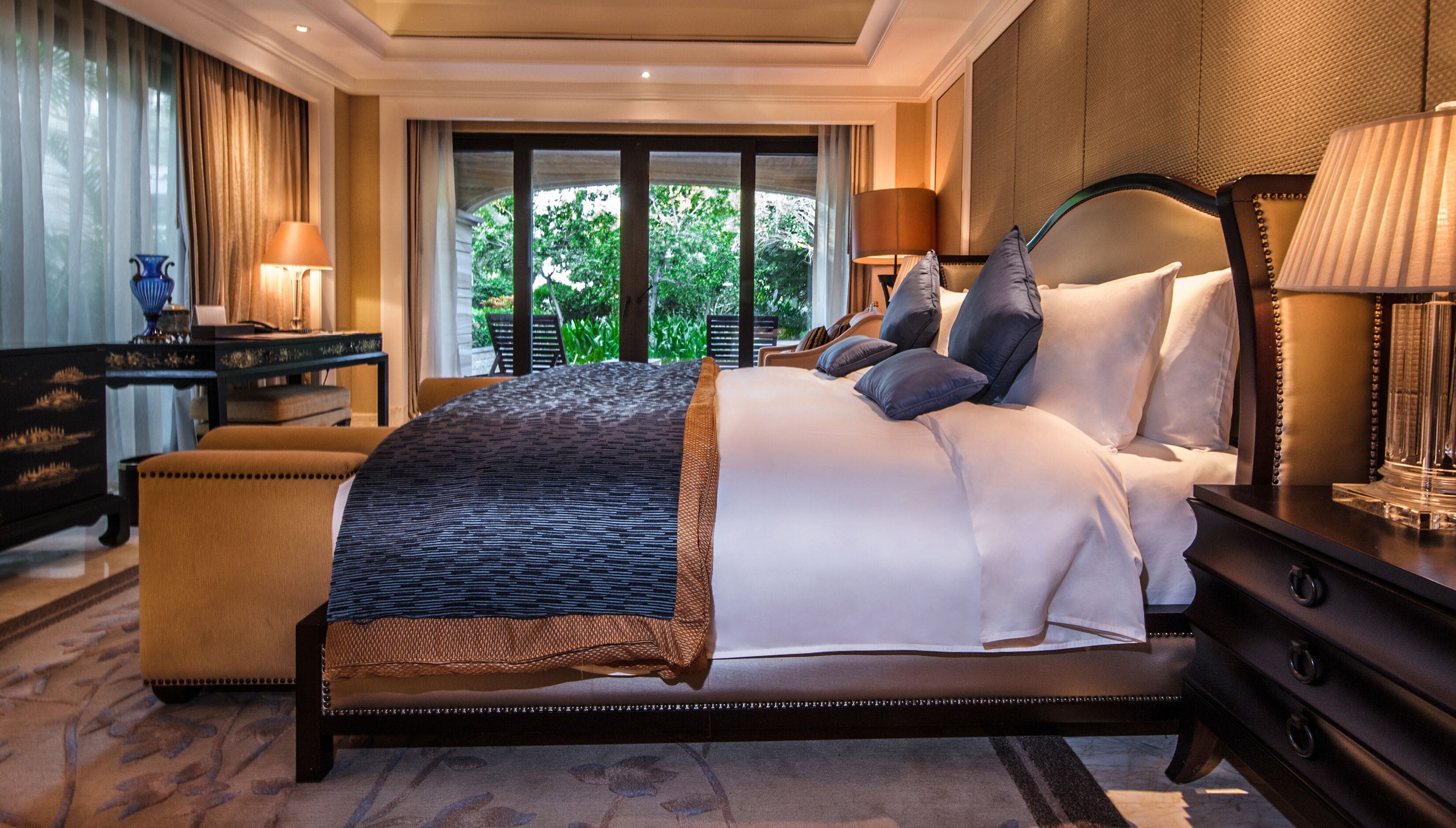 Villa | Sengetøy av topp kvalitet, dundyner og memory foam-senger