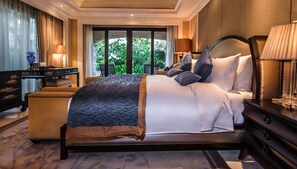 總統別墅-五臥室 | 高級寢具、羽絨被、記憶床墊、免費迷你吧