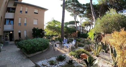 Residence Casa Pineta 5 minutes from the sea and services.