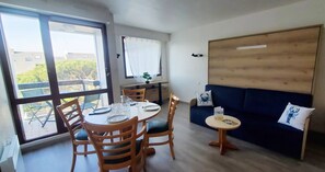 TV - BLUE OCÉANE - Studio rental Carnac swimming pool - U65 (Carnac)