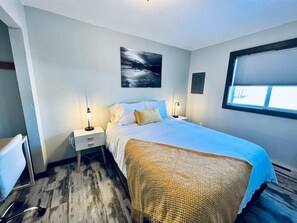 2 bedrooms, desk, iron/ironing board, free WiFi