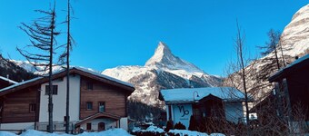 Haus Bärgbach by Zermatt Premium Apartments