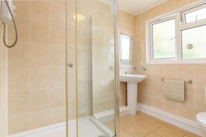 Shower, towels