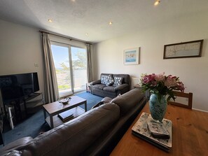 TV, DVD player - Panoramic Sea Views from the Private Balcony of this Spacious Apartment (Torpoint)