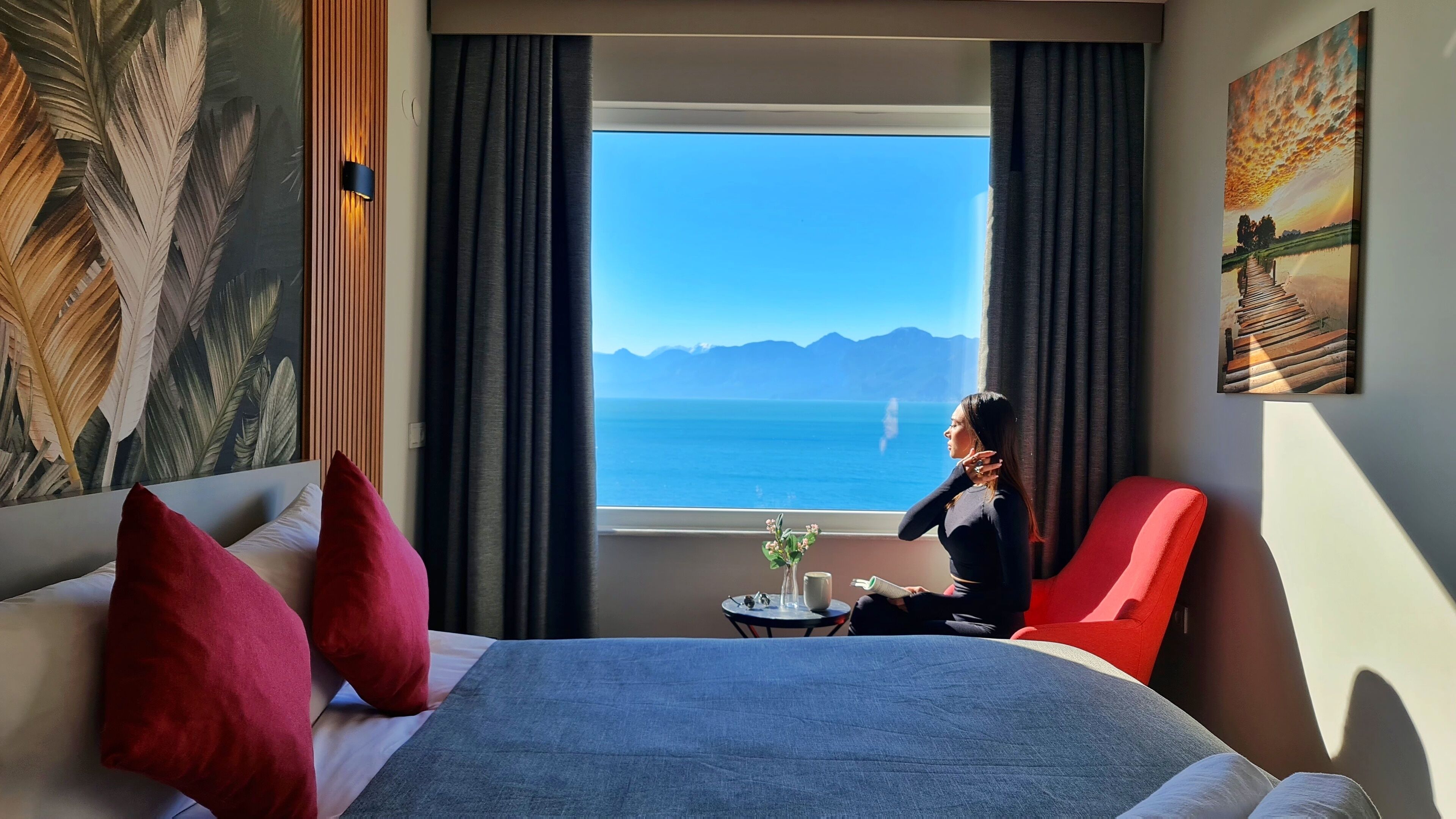 Quartos à prova de som, Wi-Fi de cortesia, roupa de cama