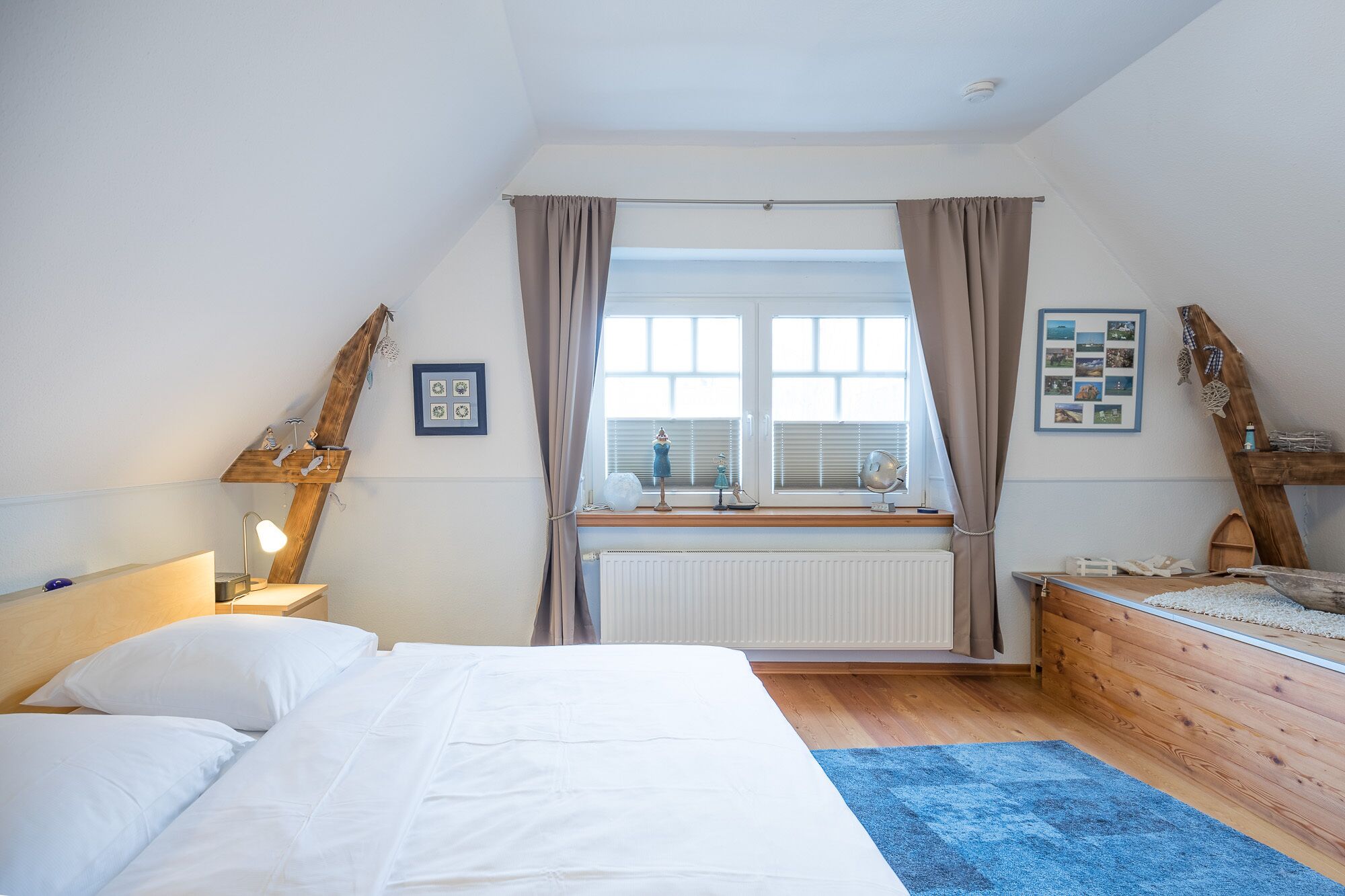 2 soverom, strykejern/-brett, reiseseng for barn og wi-fi (inkludert)