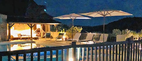 Piscine extérieure, piscine chauffée
